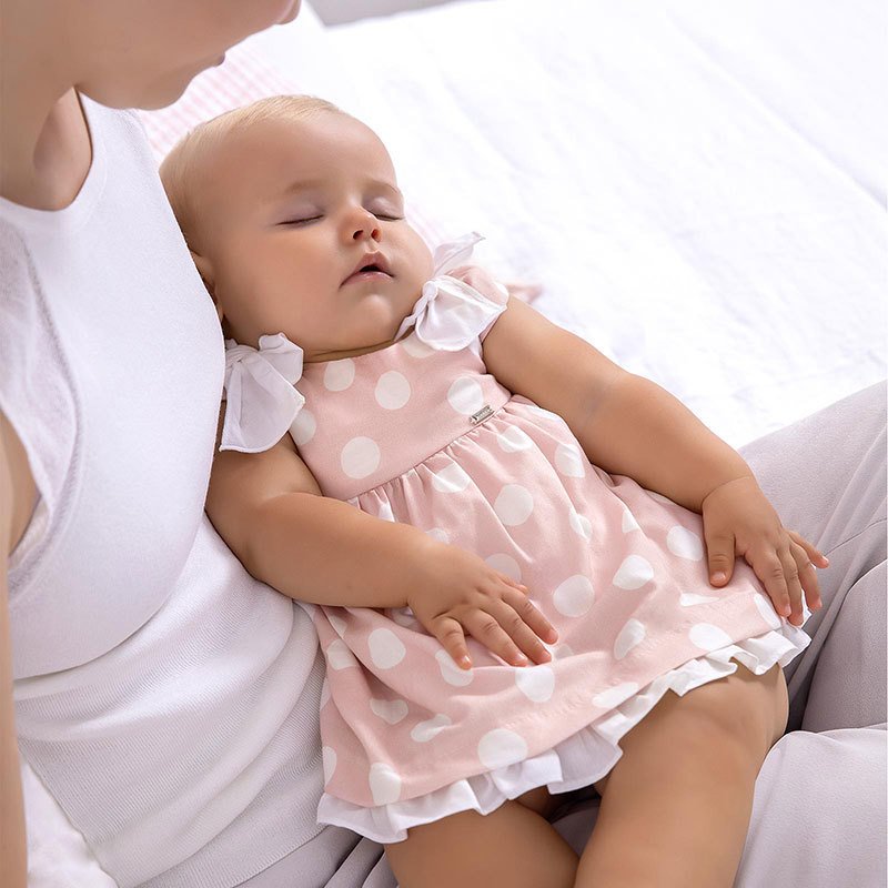 PUANTİYELİ ELBİSE